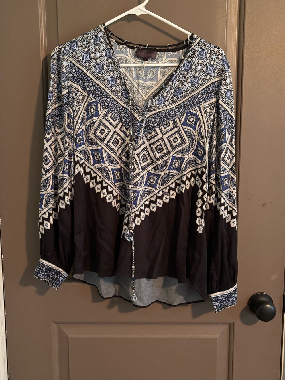 Hale Bob Blue and Black Printed V-Neck Long Sleeve Blouse